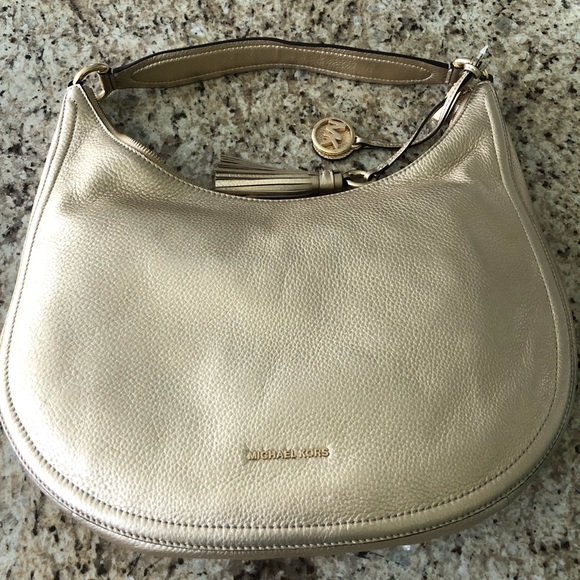 Michael Kors Lydia Metallic Hobo NWT - Picture 2 of 3